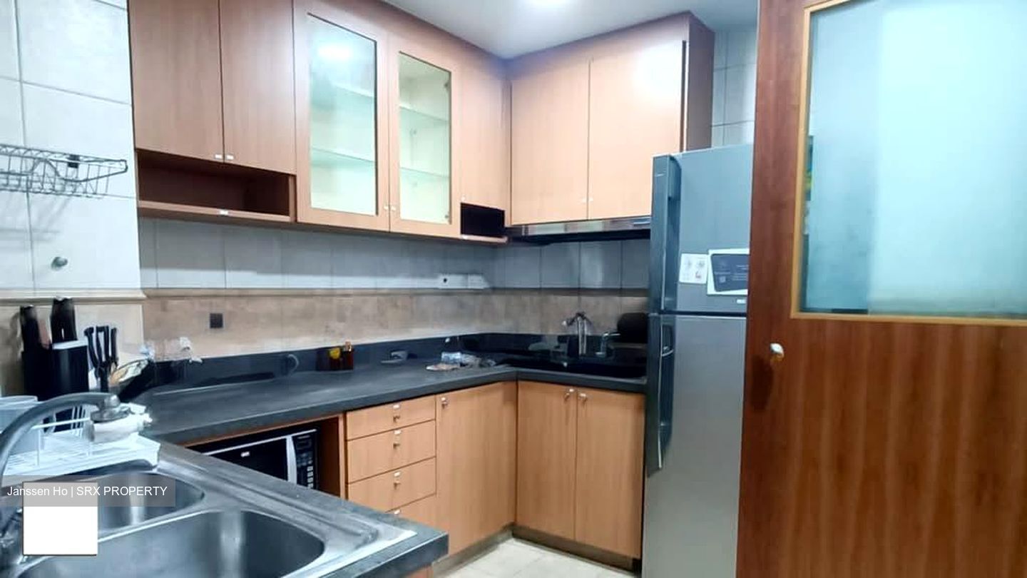 East Meadows (D16), Condominium #602894531